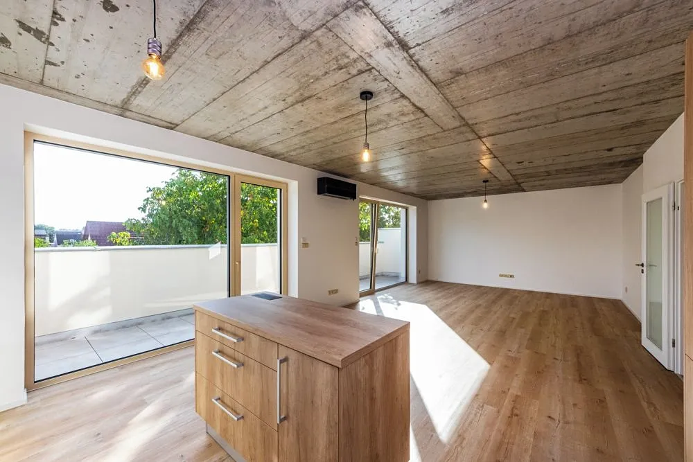 Pronájem bytu 3+kk 94 m²